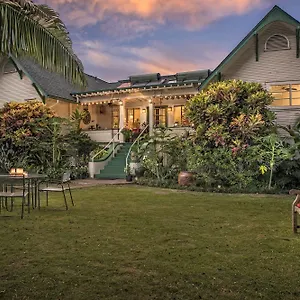*** Guest house The Historic Maui United States